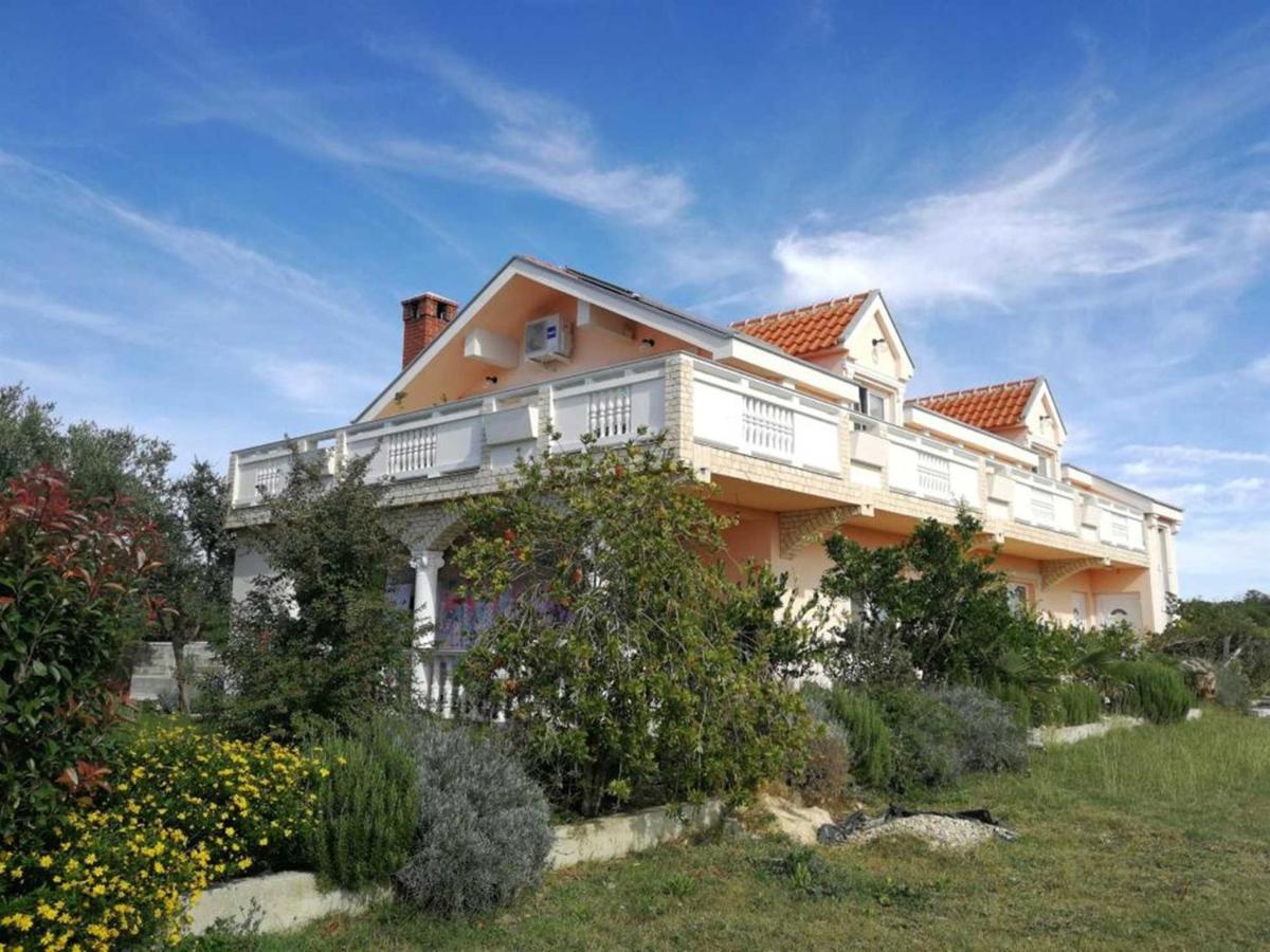 Villa Flora Maris Apartments Privlaka (Zadar) Exterior photo